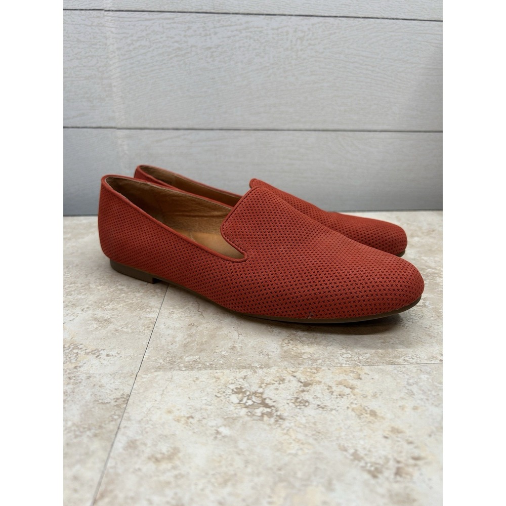 Gentle Souls by Kenneth Cole Women's Eugene 2 Perf Loafer Flat Size 8 Persimmon